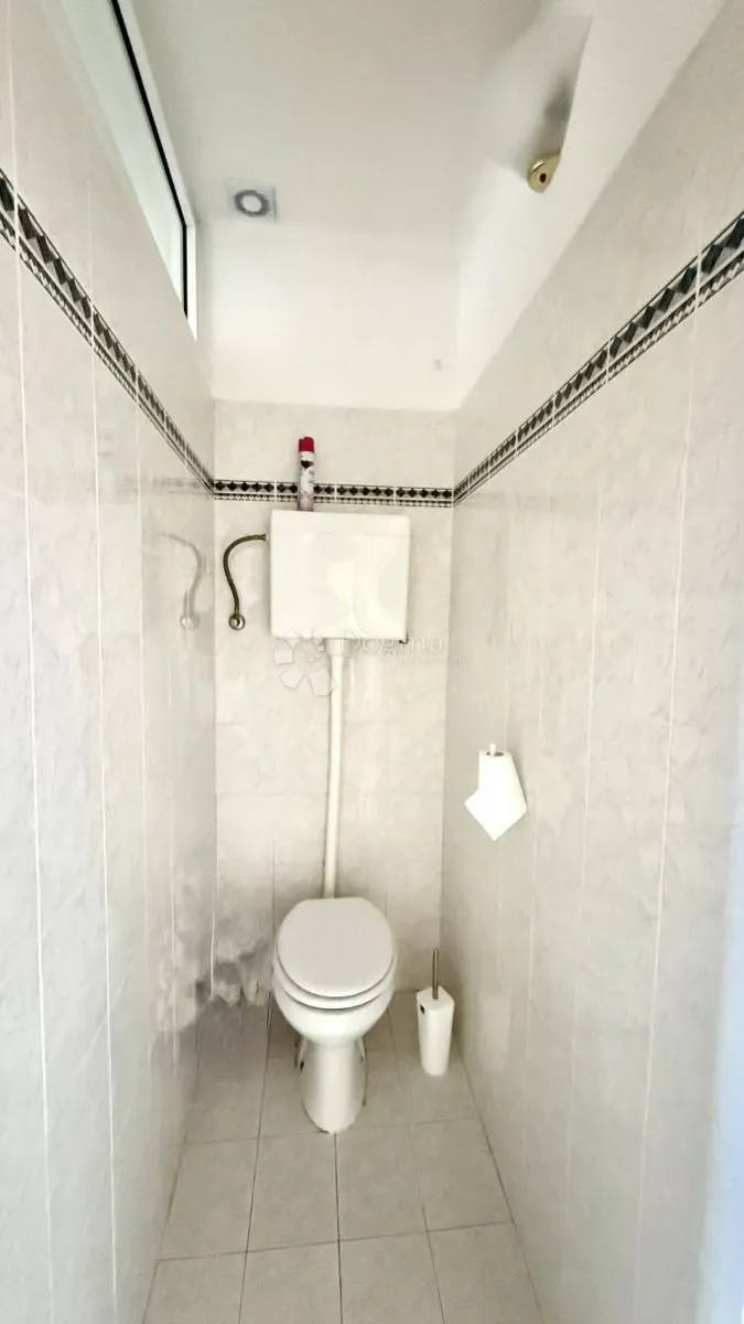 ekskluzivno , labin, stan u strogom centru - slika 8