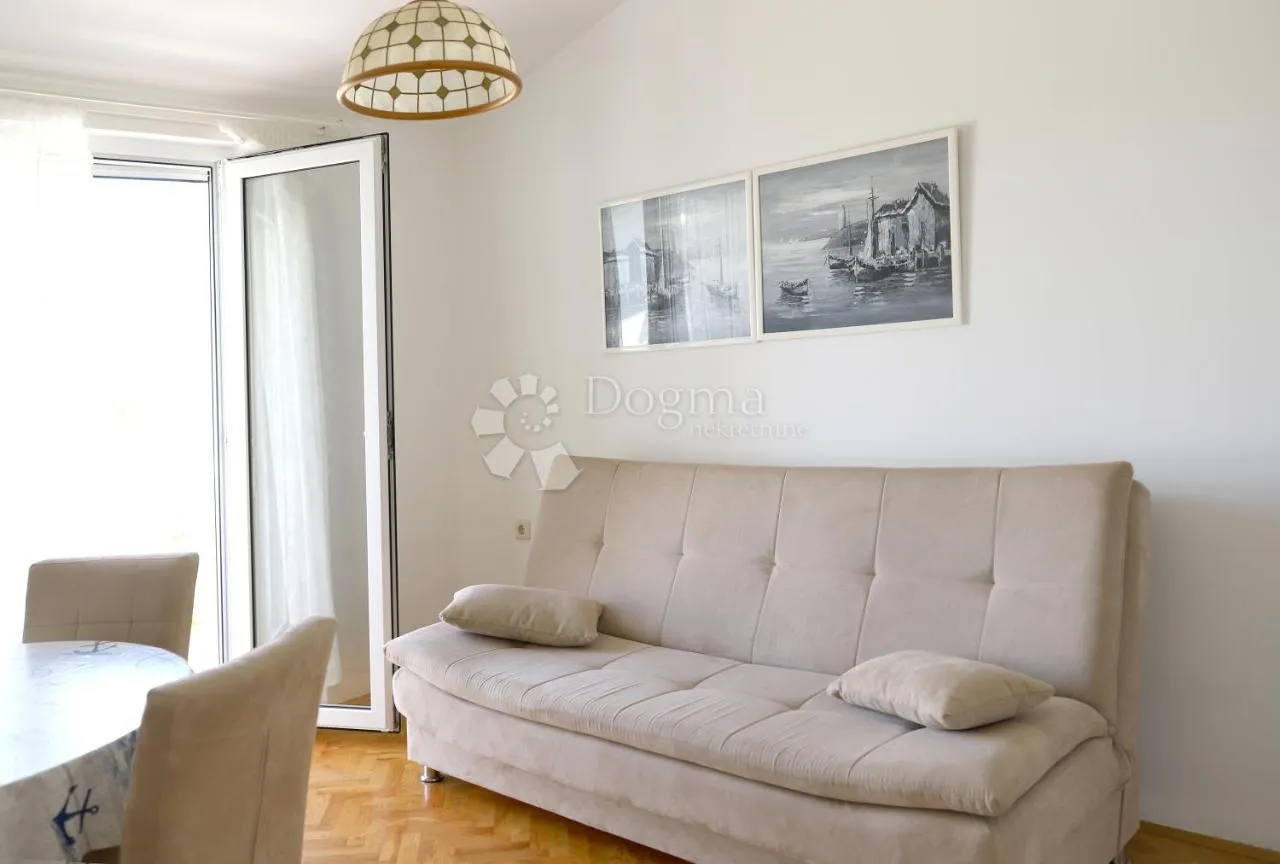 otok krk - malinska - apartmanska kuća - slika 4