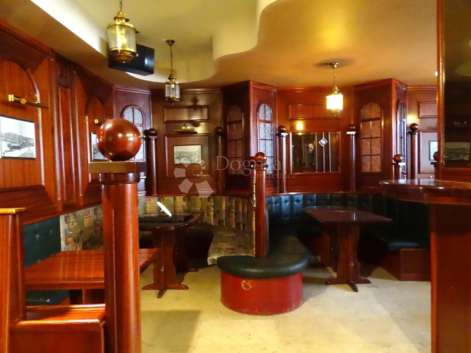 izvrstan caffe bar s iznimnom opremom ! - slika 1