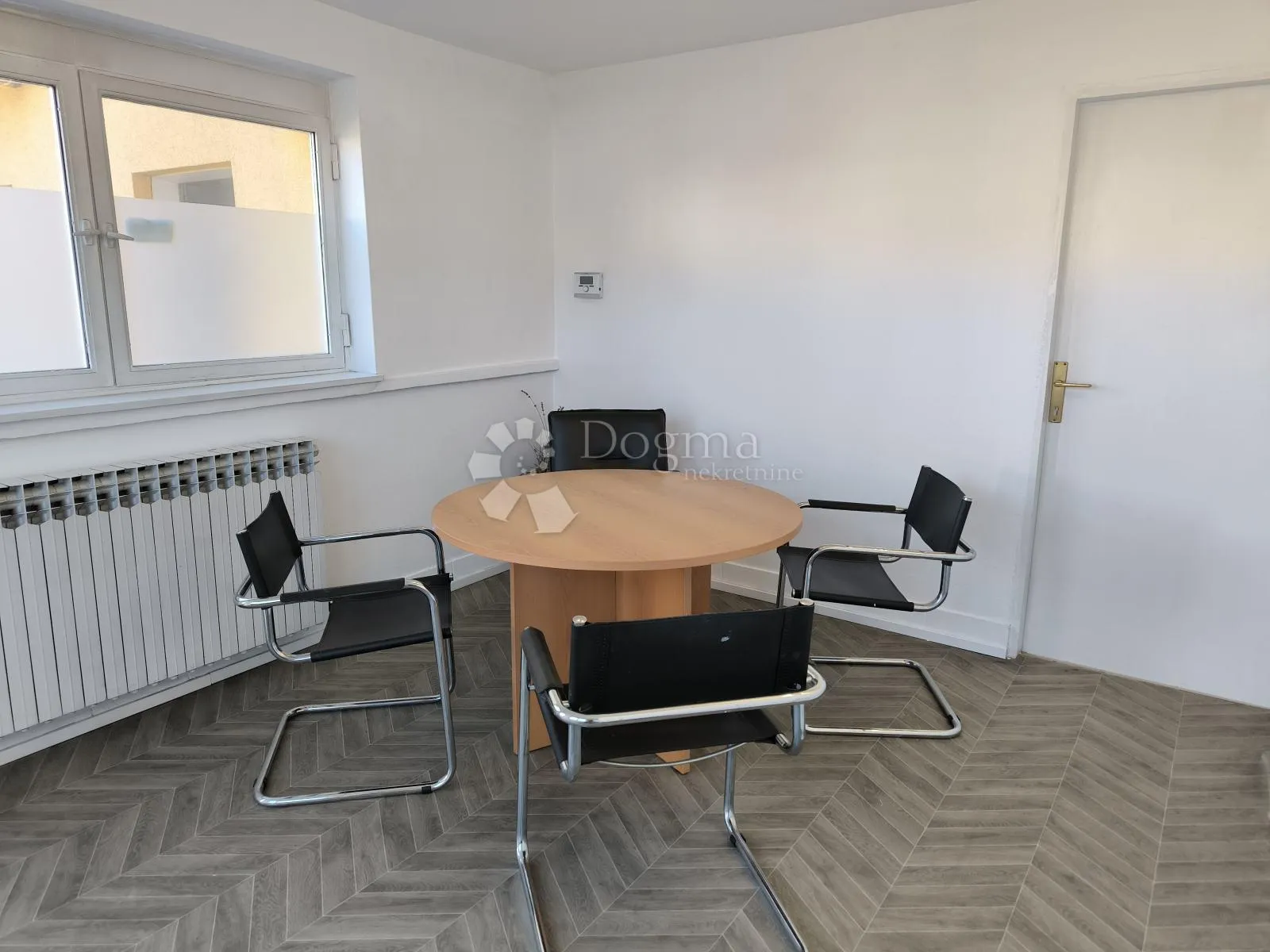 stambeno-poslovna zgrada trnje, 421 m², parking - slika 2
