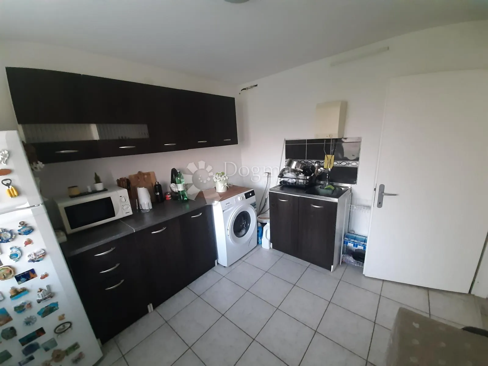kuća uz park prirode medvednica – 650 m² mira i zelenila - slika 13