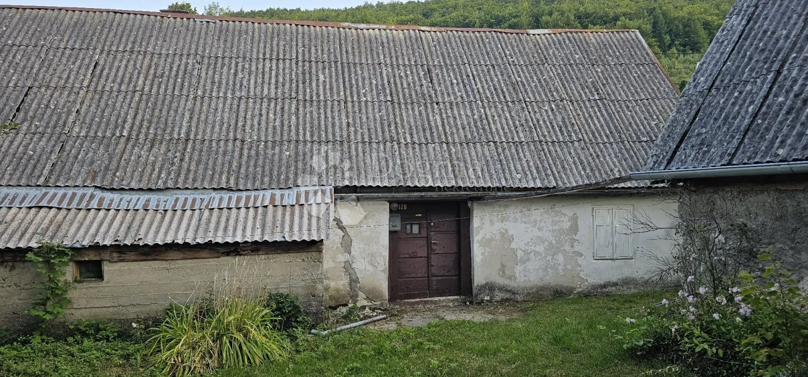 prodaje se seosko imanje 20497 m2 krasno - slika 7