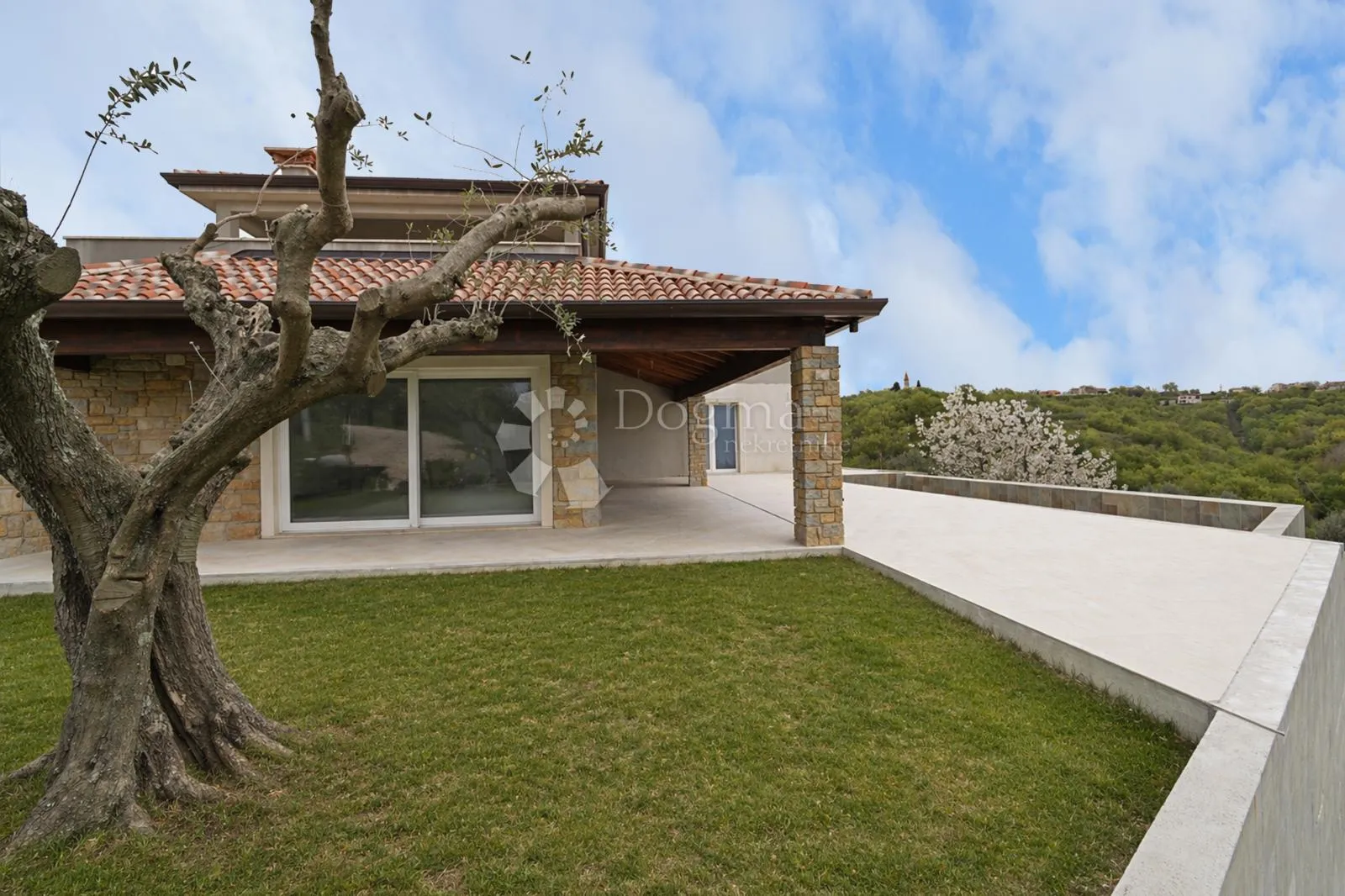 istarska vila s panoramskim otvorenim pogledom prema moru - slika 3