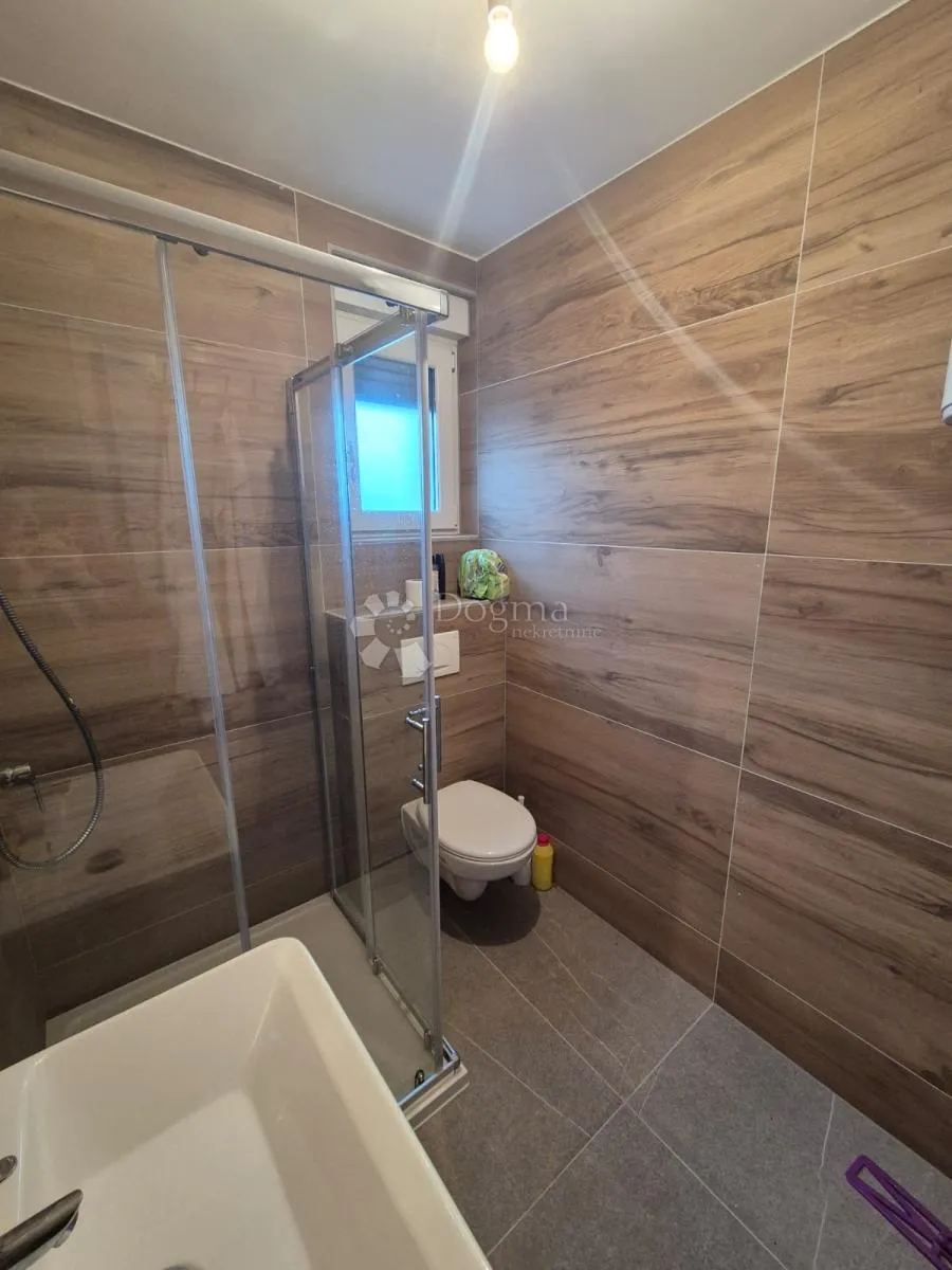 apartman na viru - slika 9