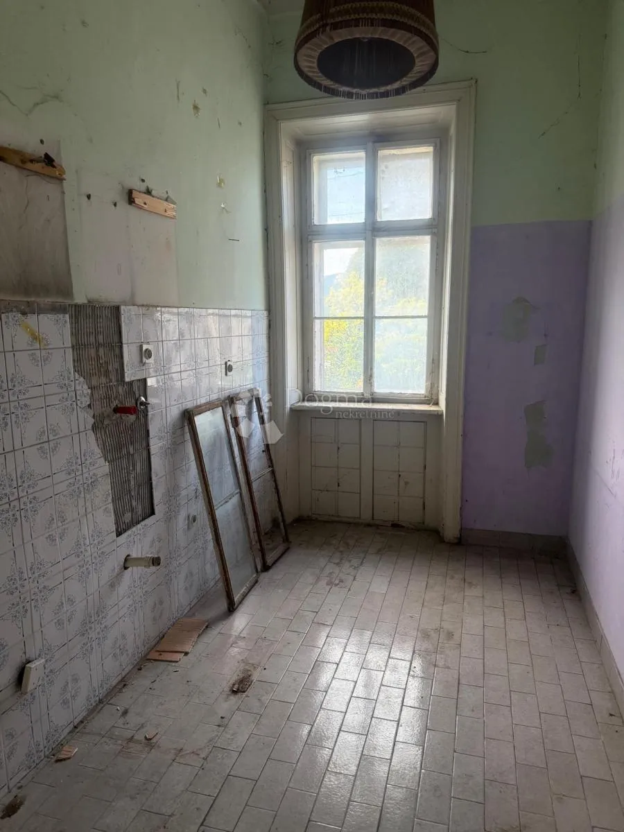 stan za potpunu adaptaciju u srcu varaždinskih toplica - slika 4