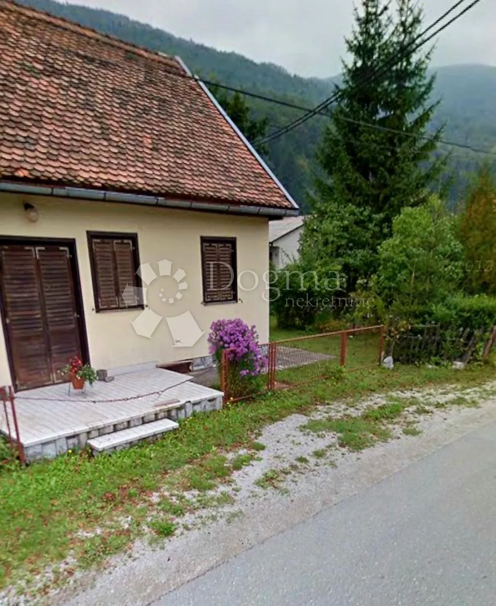 obnovljena autohtona kuća u vrelu, jasenak - slika 2