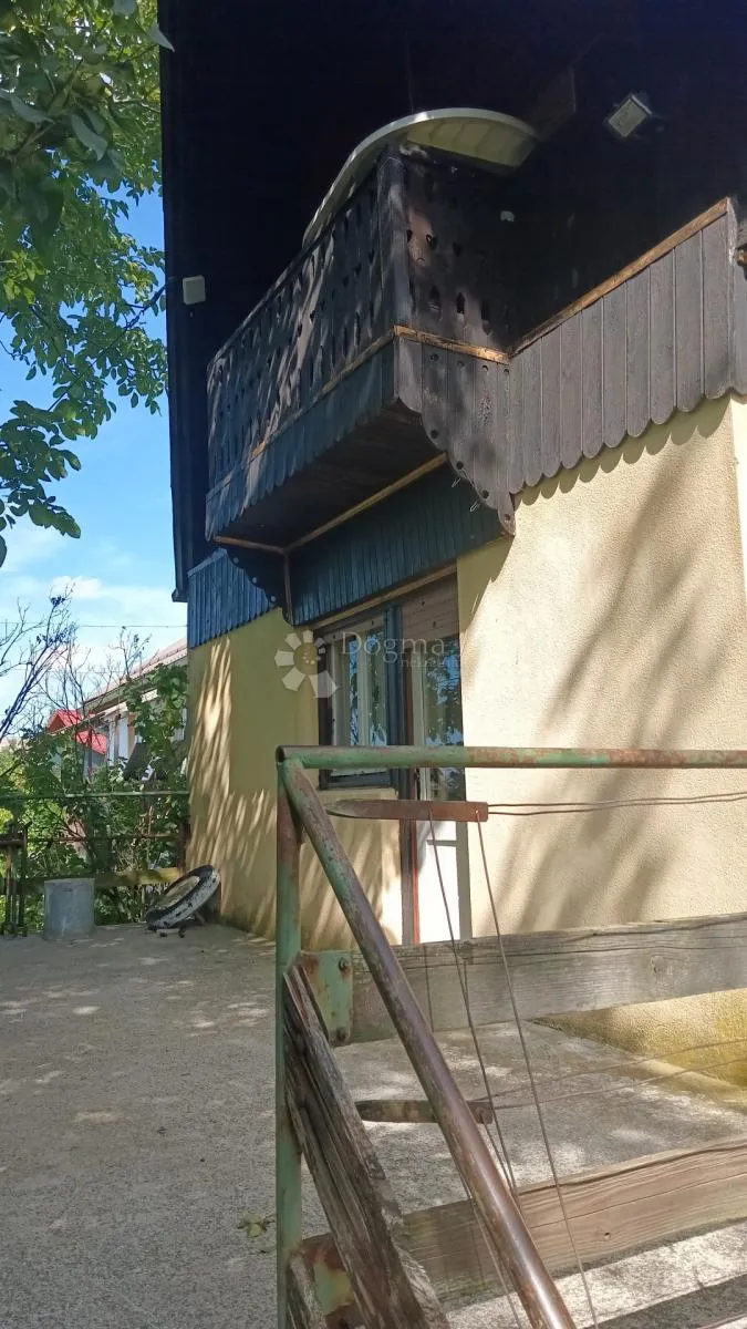 kuća na falinić bregu – idiličan dom u prirodi - slika 9