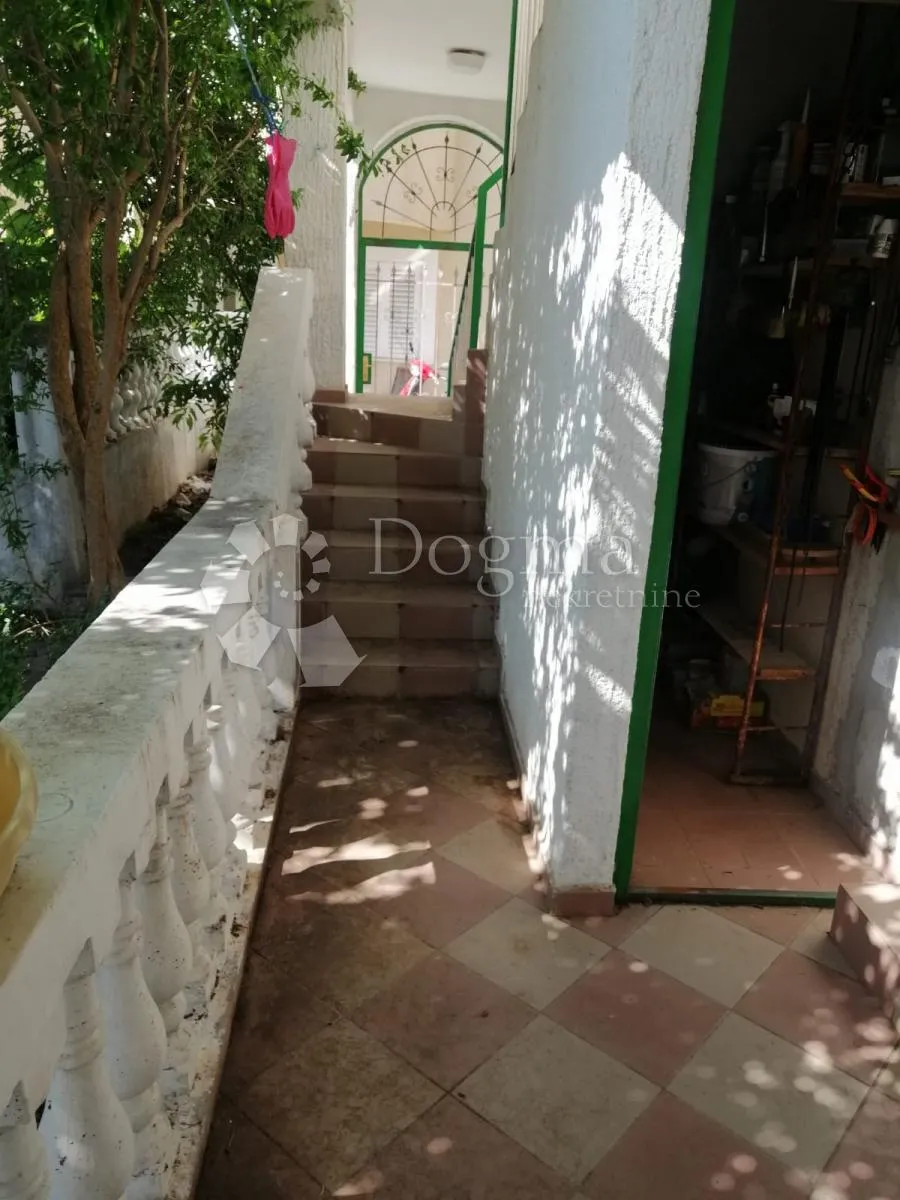 vodice, apartmanska kuća sa panoramskim pogledom na more - slika 6
