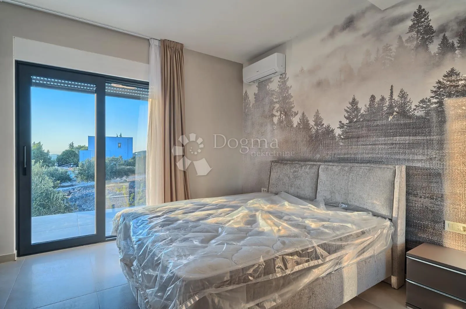 primošten - top villa s bazenom i pogledom na primošten - slika 14