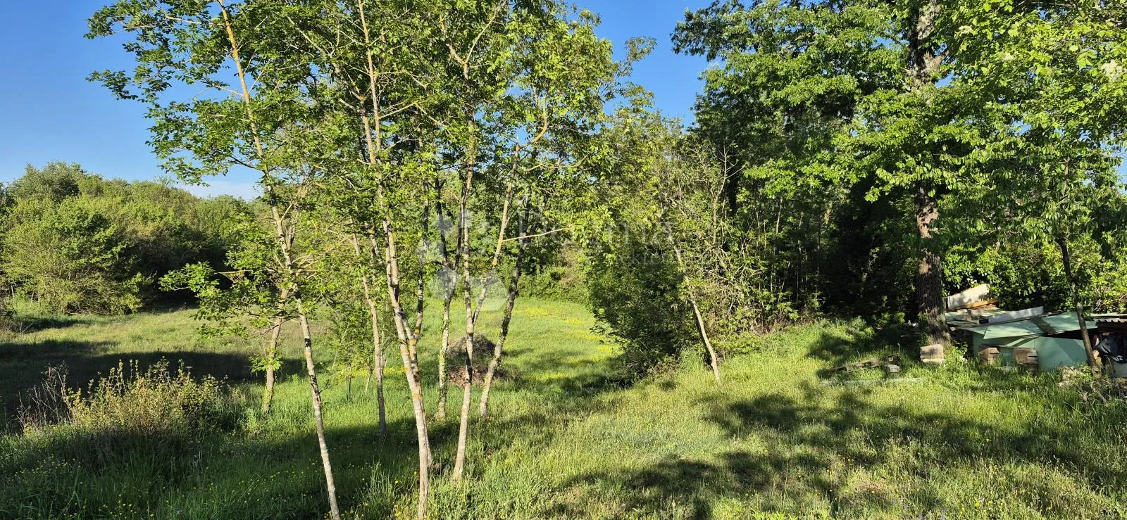 kombinirano građevinsko 950 m2 +poljoprivredno zemljište 1773 m2 - slika 17