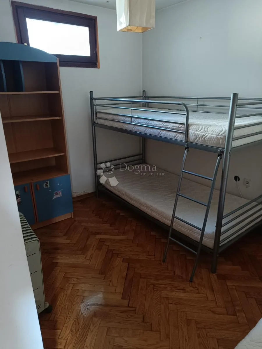 kuća s pet soba - slika 15