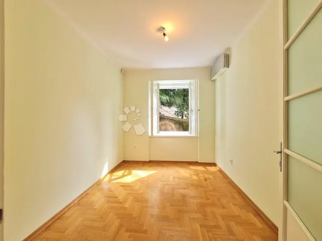 pećine - najam , 2s + db stan - slika 4
