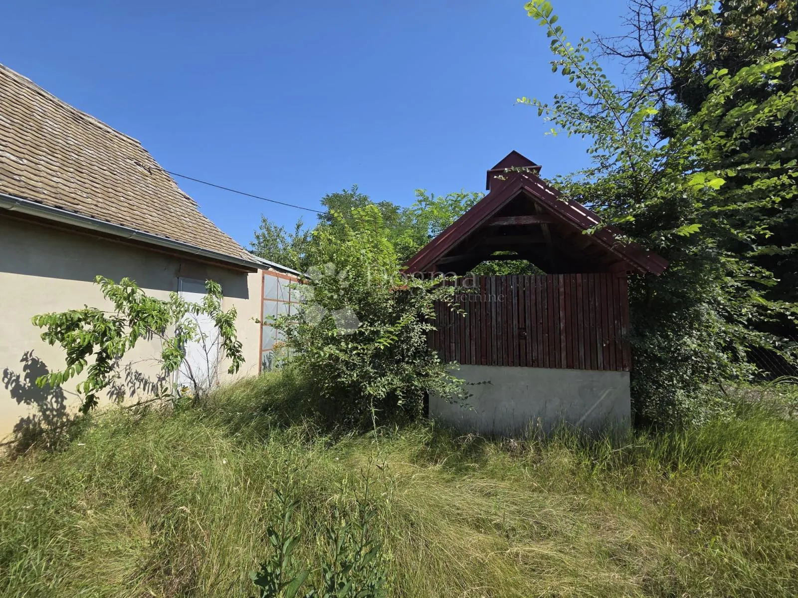 vikendica u prirodi s 4.789 m² zemljišta - slika 4