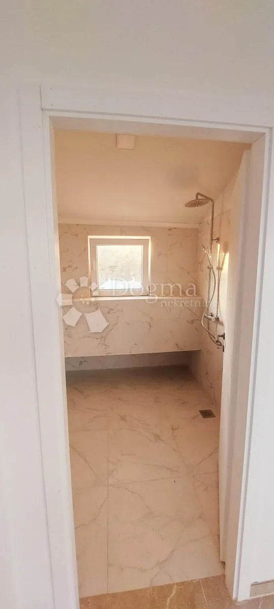 apartman s predivnim pogledom na more - slika 8