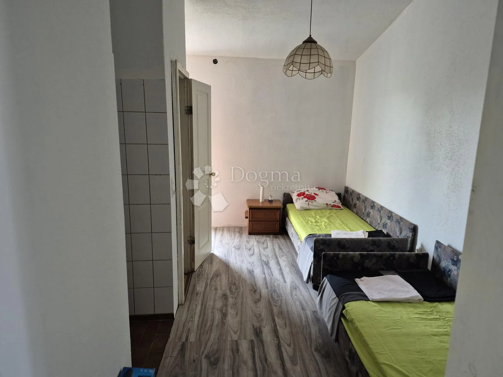 najam kuće – otok vir | idealno za radnike ili veće grupe (20+ osoba) - slika 18