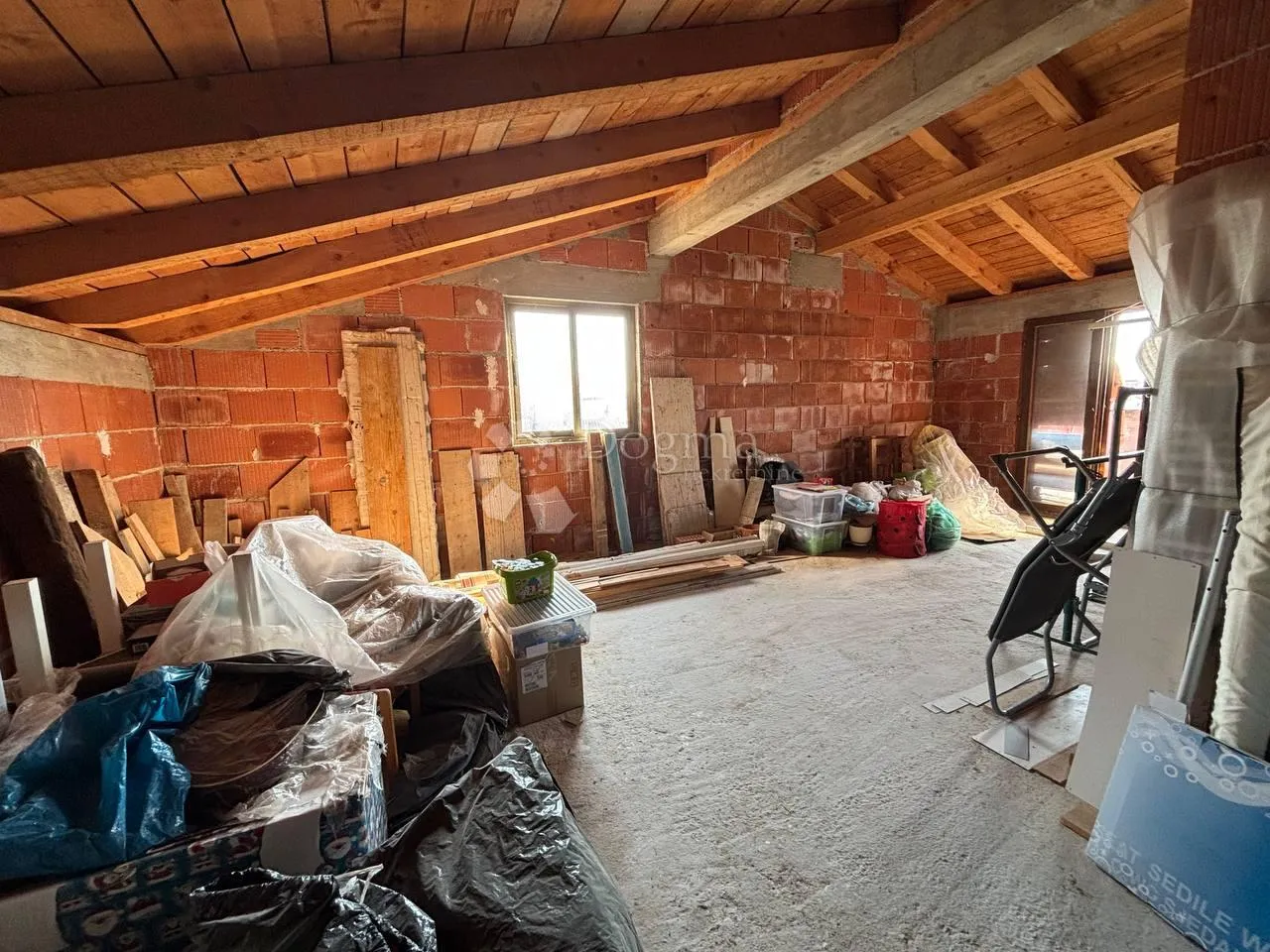 dvije stambene jedinice u roh-bau fazi + 591 m² okućnice – rovinjsko selo - slika 16