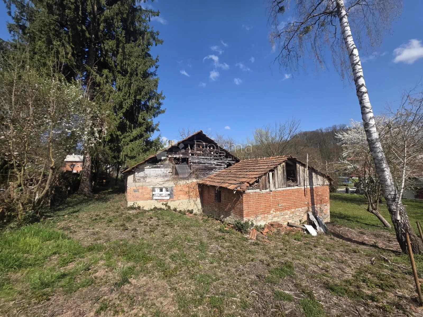 građevinsko zemljište u centru bedekovčine – 1.748 m², odlična lokacija i ravan teren - slika 3