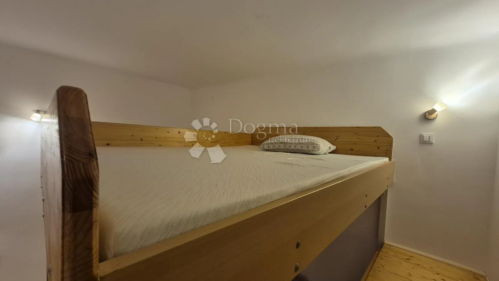 stan blizu ekonomskog fakulteta u puli, površina 79,38 m2 sa uporabnom dozvolom - slika 36