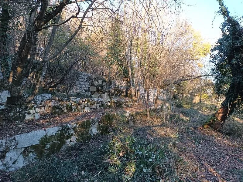 teren u jušićima, 4130 m2 - slika 2