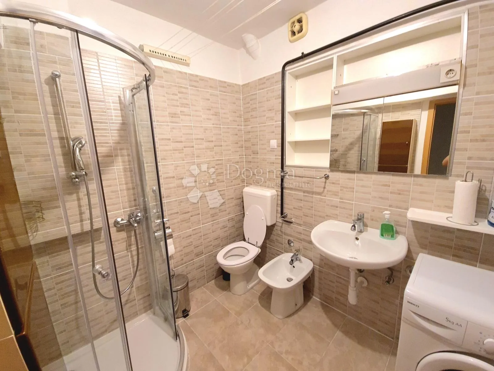 komforna kuća s 3 stana, 373m2 - kraljevečki novaki, sesvete - slika 6