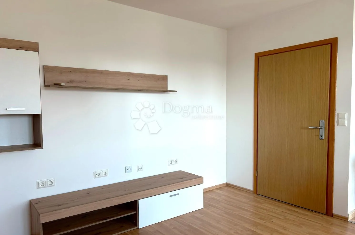 rovinj – ugodan stan s pogledom na more - slika 11