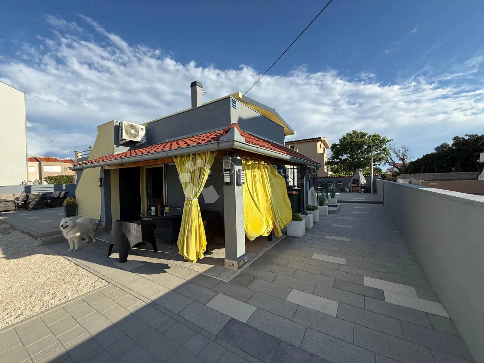 kuća prvi red do mora potencijal turizam ili restoran - slika 10