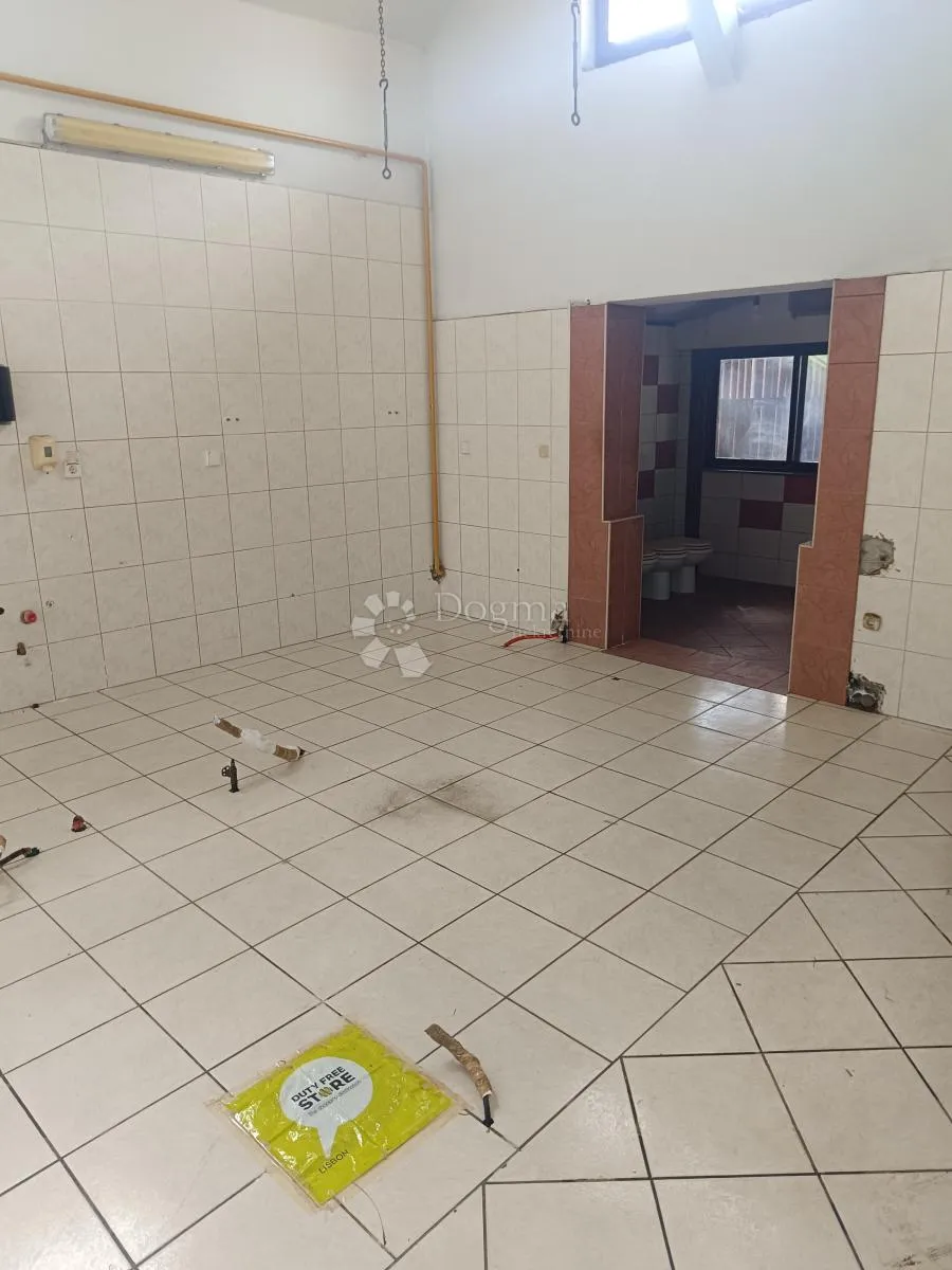najam p.p. 500m2 - slika 9