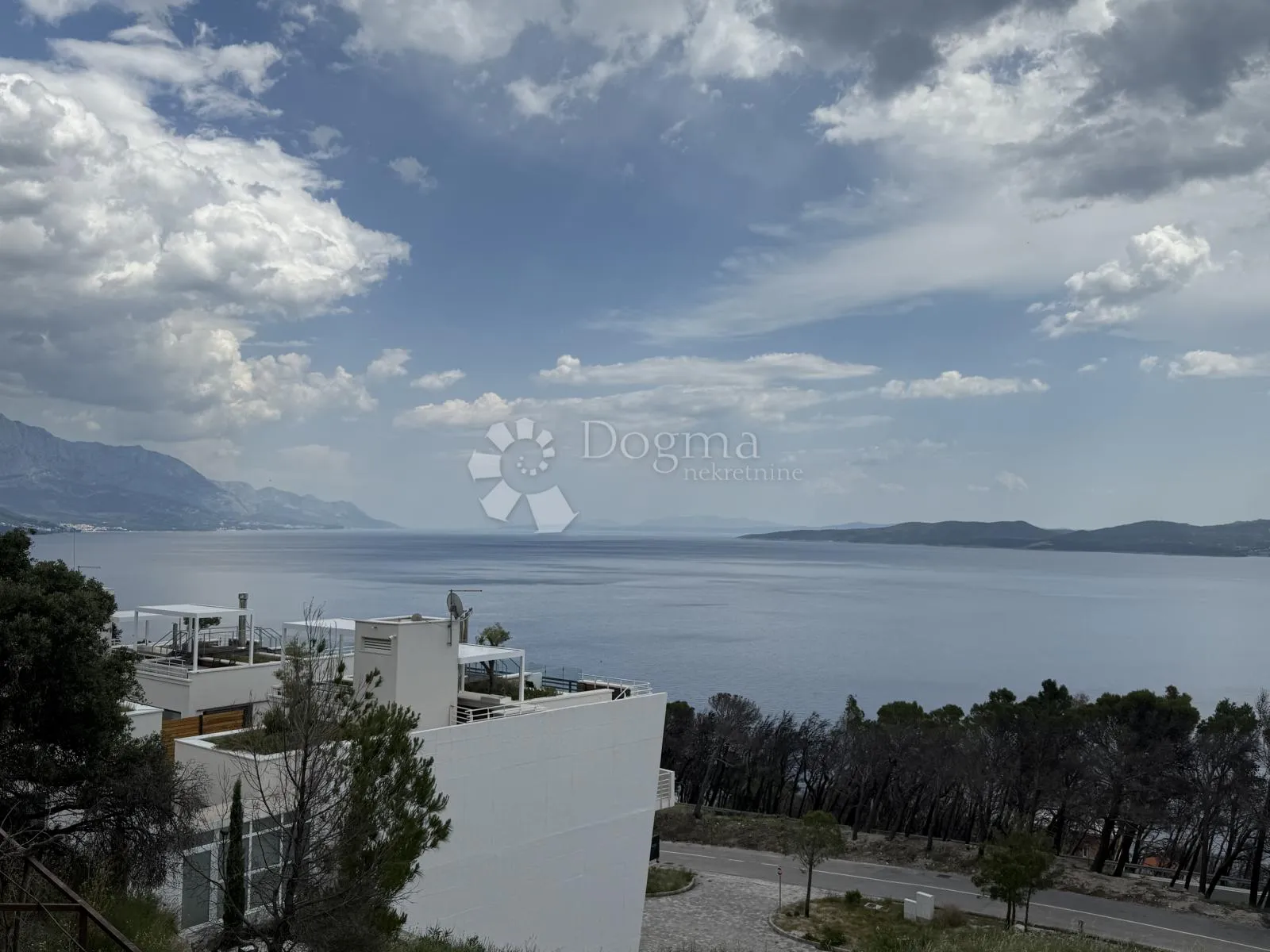 dva apartmana, marušići - slika 24