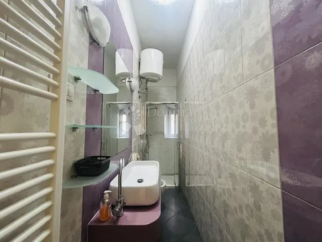 komforan 2s+db stan u centru rijeke za najam - slika 20