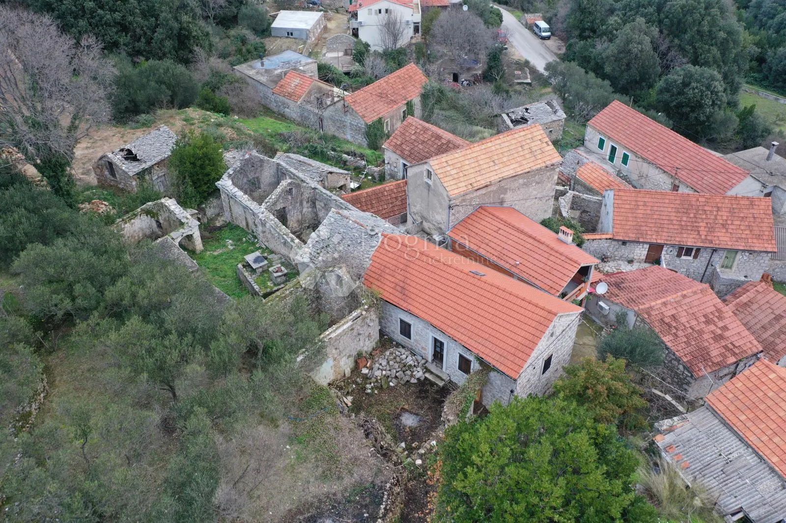 autentična dalmatinska kamena kuća - slika 5