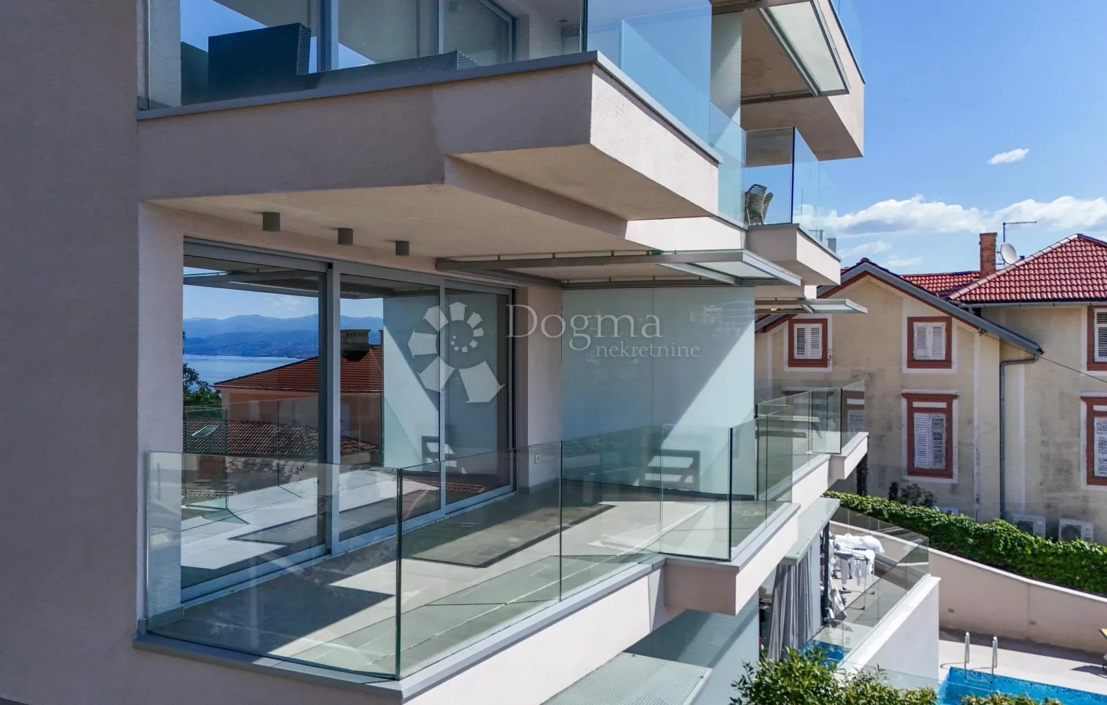 prodaja luksuznog stana u centru opatije, balkon, pogled - slika 20