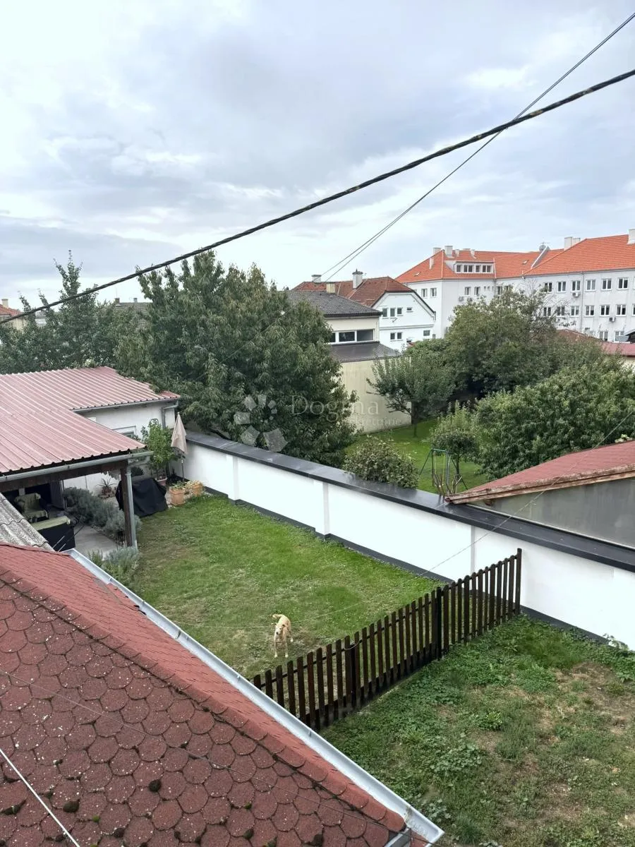 prostran trosoban stan + garsonjera, centar bjelovara - slika 9