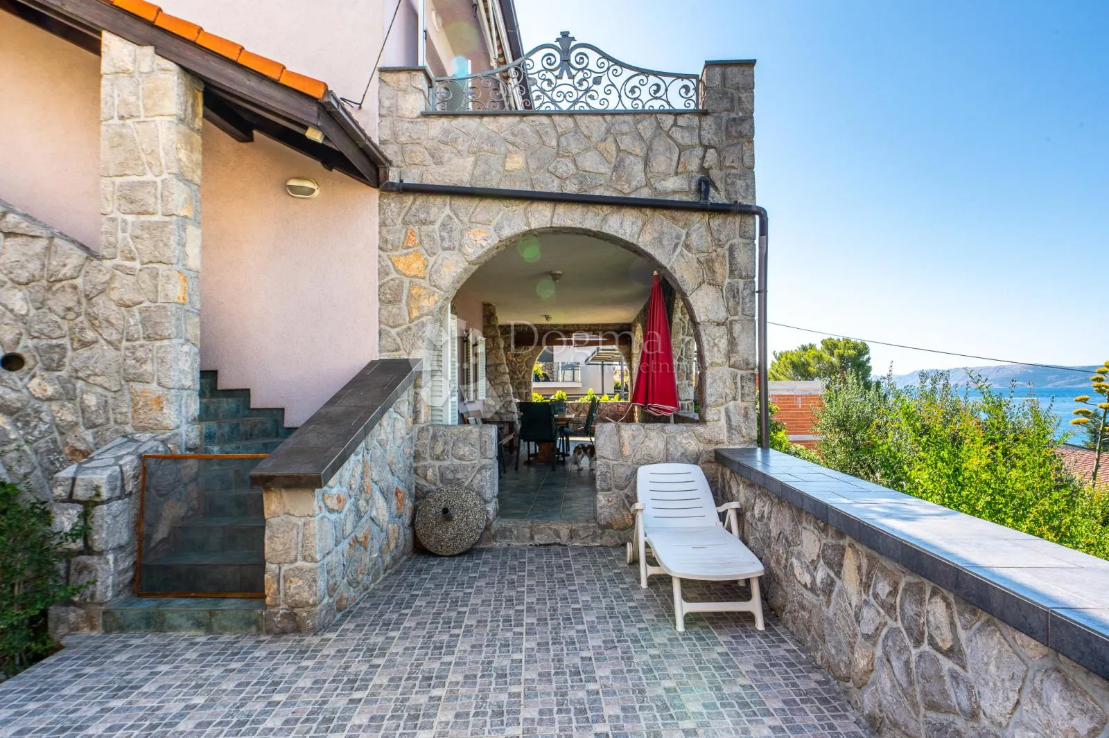 kuća u crikvenici - par koraka od mora - slika 9