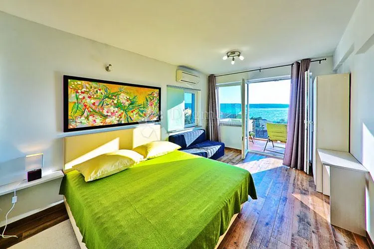 predivna villa blizu mora - slika 14