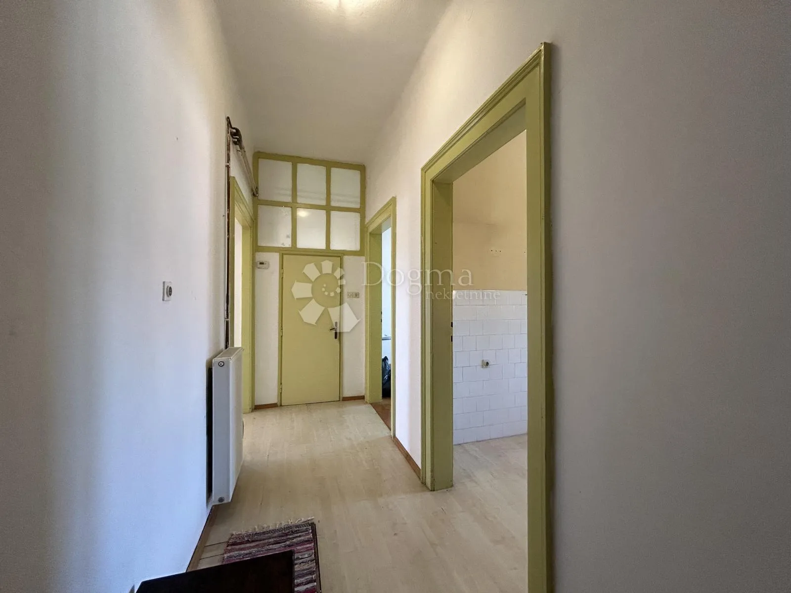 centar rovinja | 72,5 m² | pogled na more i stari grad | garaža + vrt - slika 9