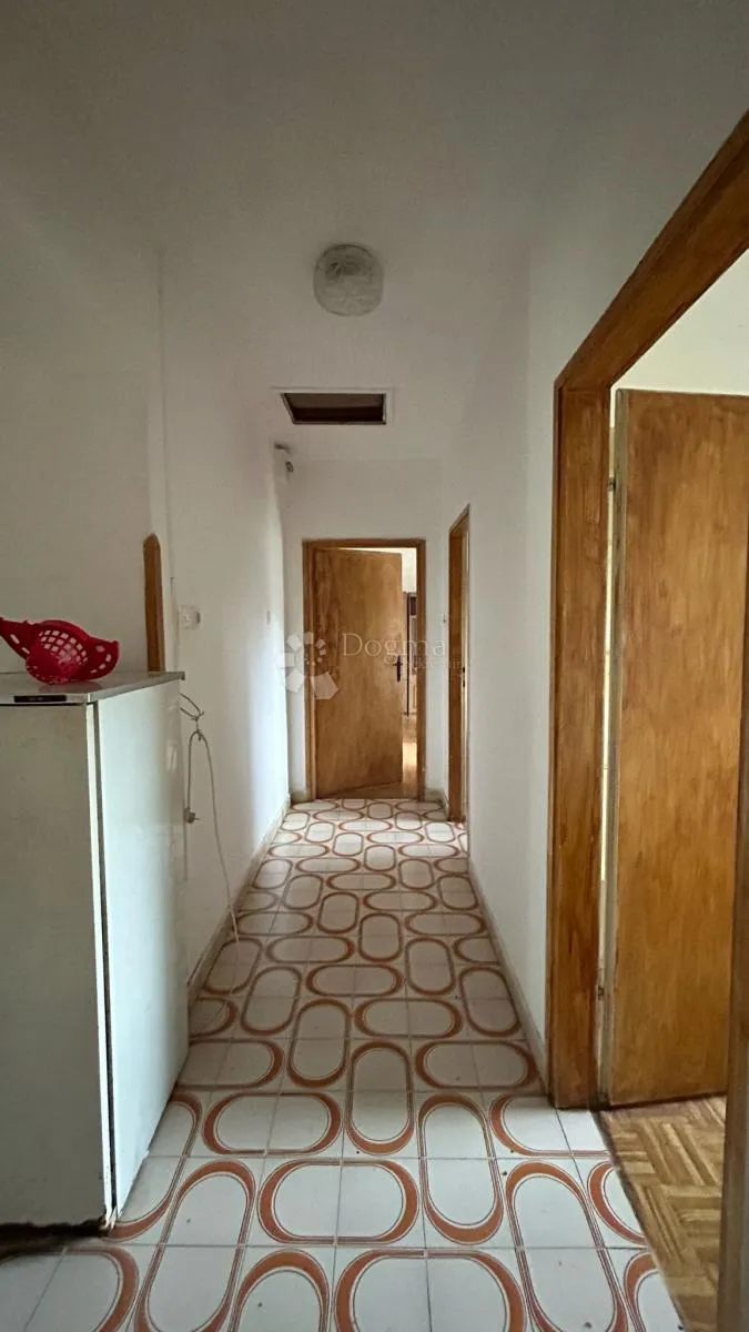 kuća za renovaciju s terasom s koje nećete željeti otići! - slika 7