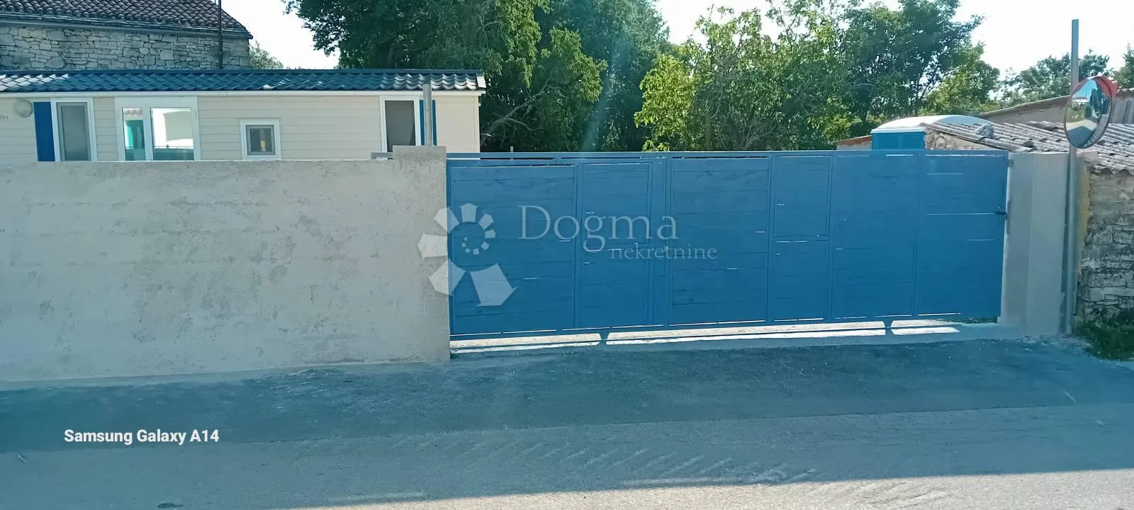 građevinsko s građevinskom dozvolom, okolica svetvinčenat - slika 9