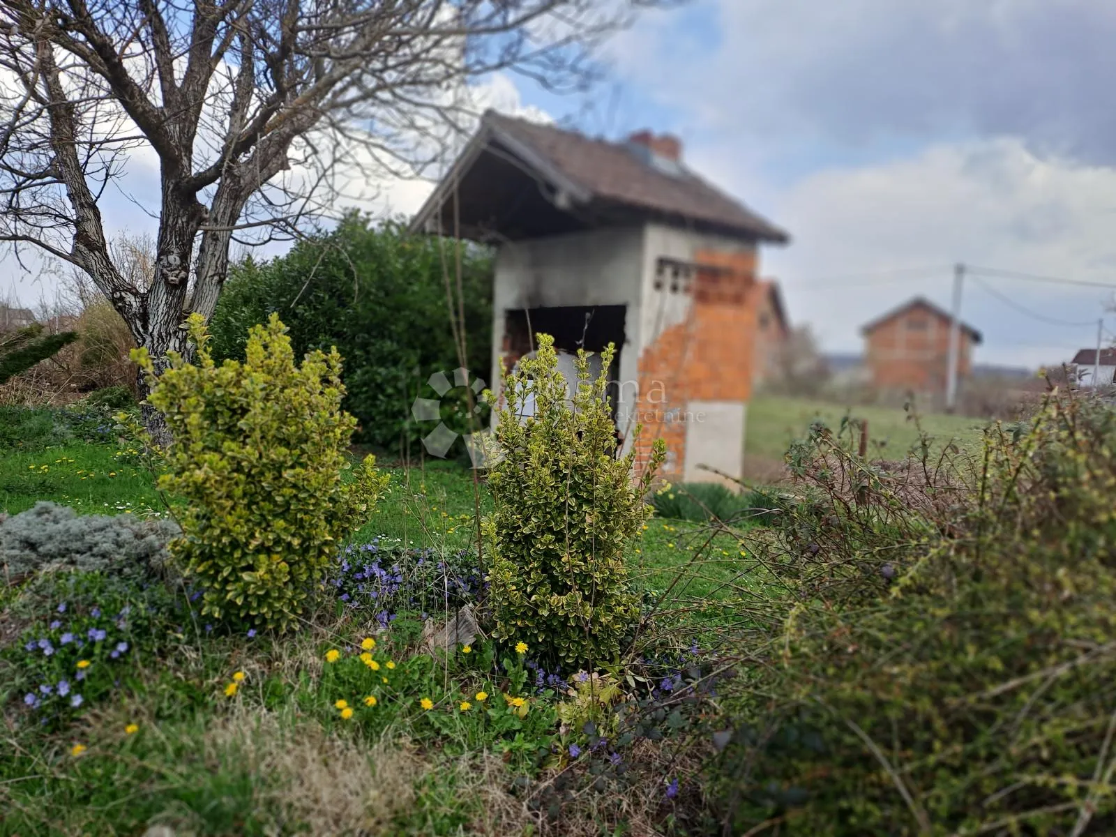 prekrasan pogled i okućnica - slika 14