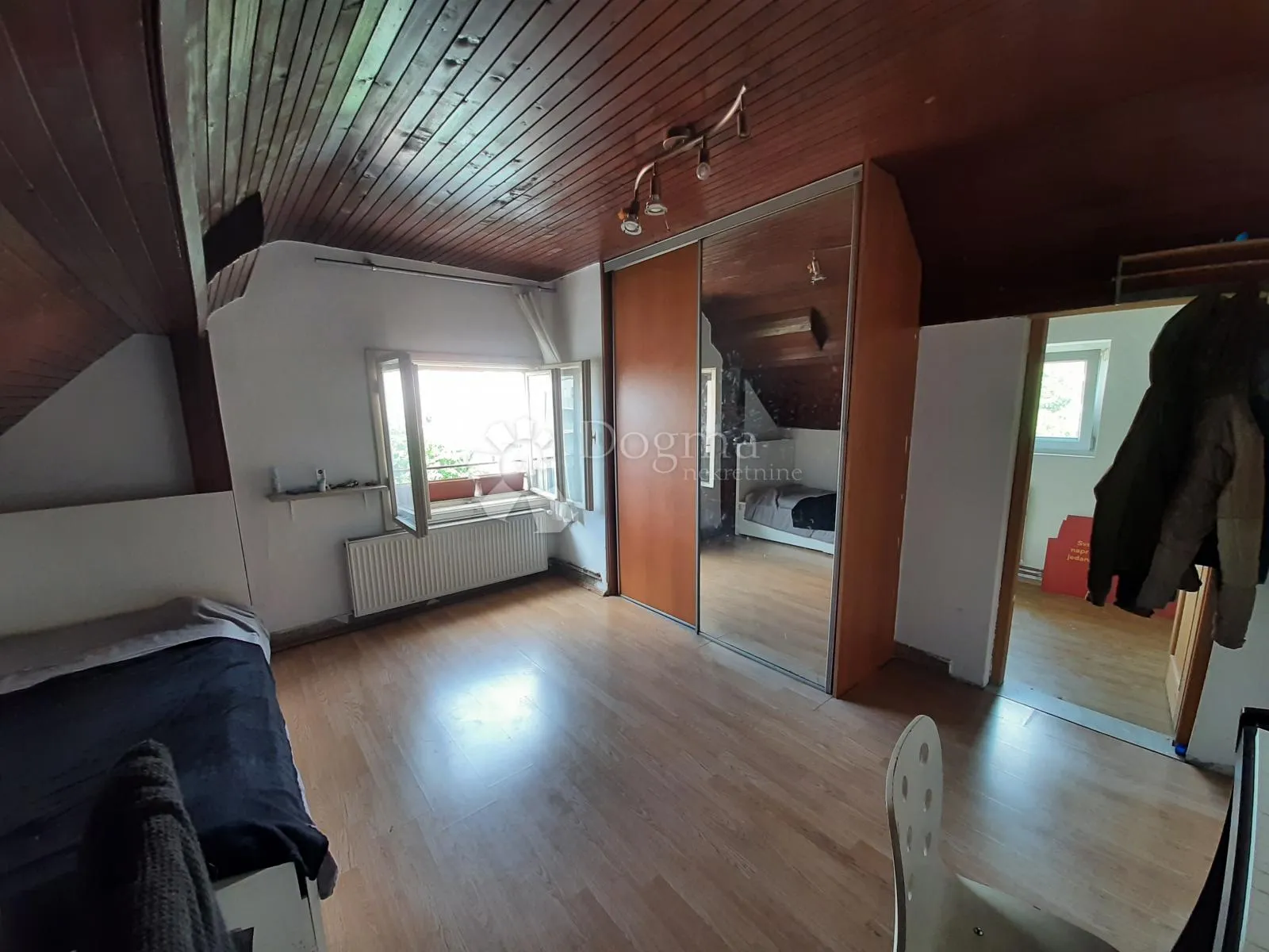 trešnjevka, blizu selske: 4-soban stan u potkrovlju, 51 m2 - slika 6