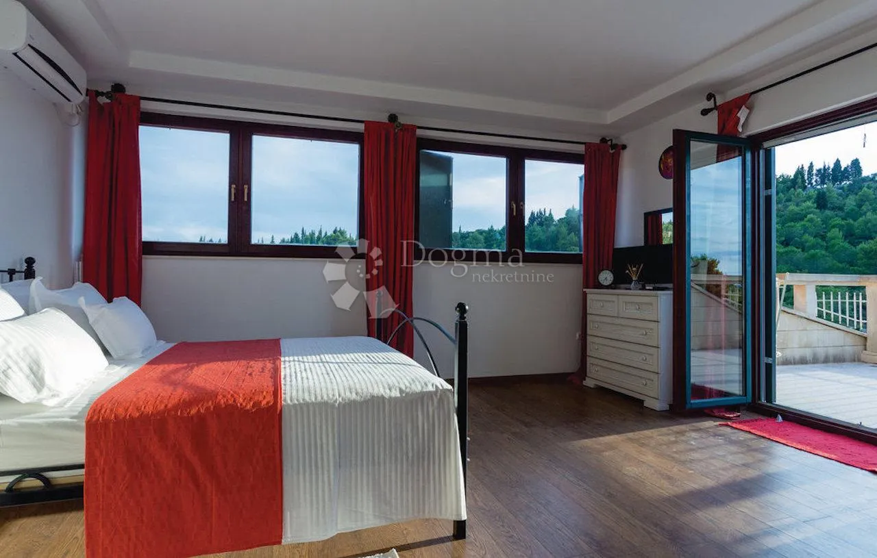 luksuzna vila u idiličnom okruženju - slika 13
