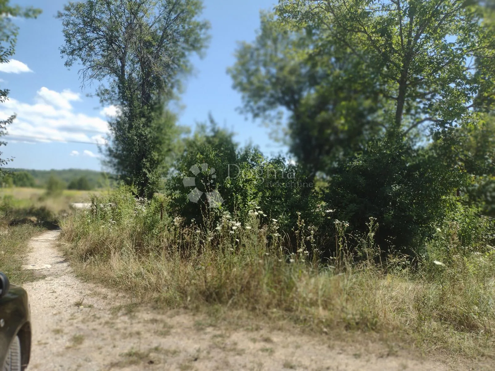 topusko, staro selo - puno građevinskog zemljišta - slika 14