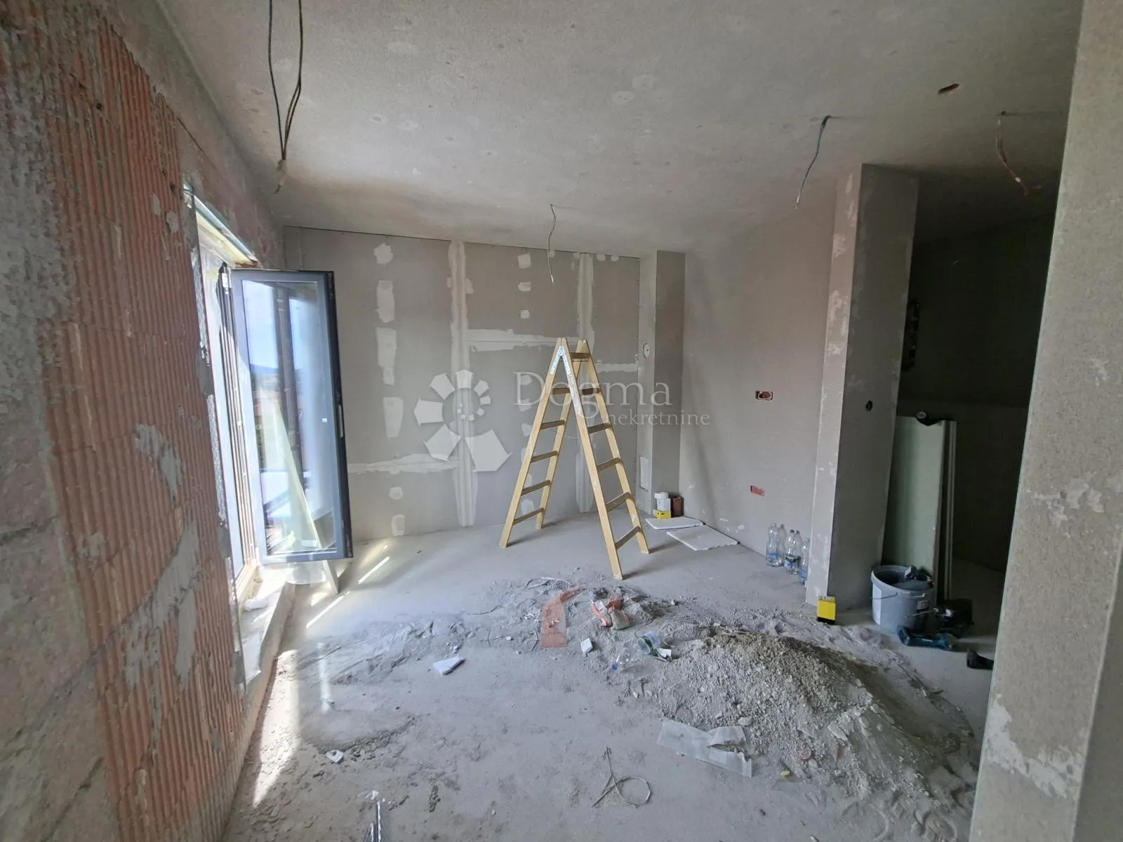 novogradnja pula centar - 41 m2, 1s+db, 1. kat b03 - slika 2