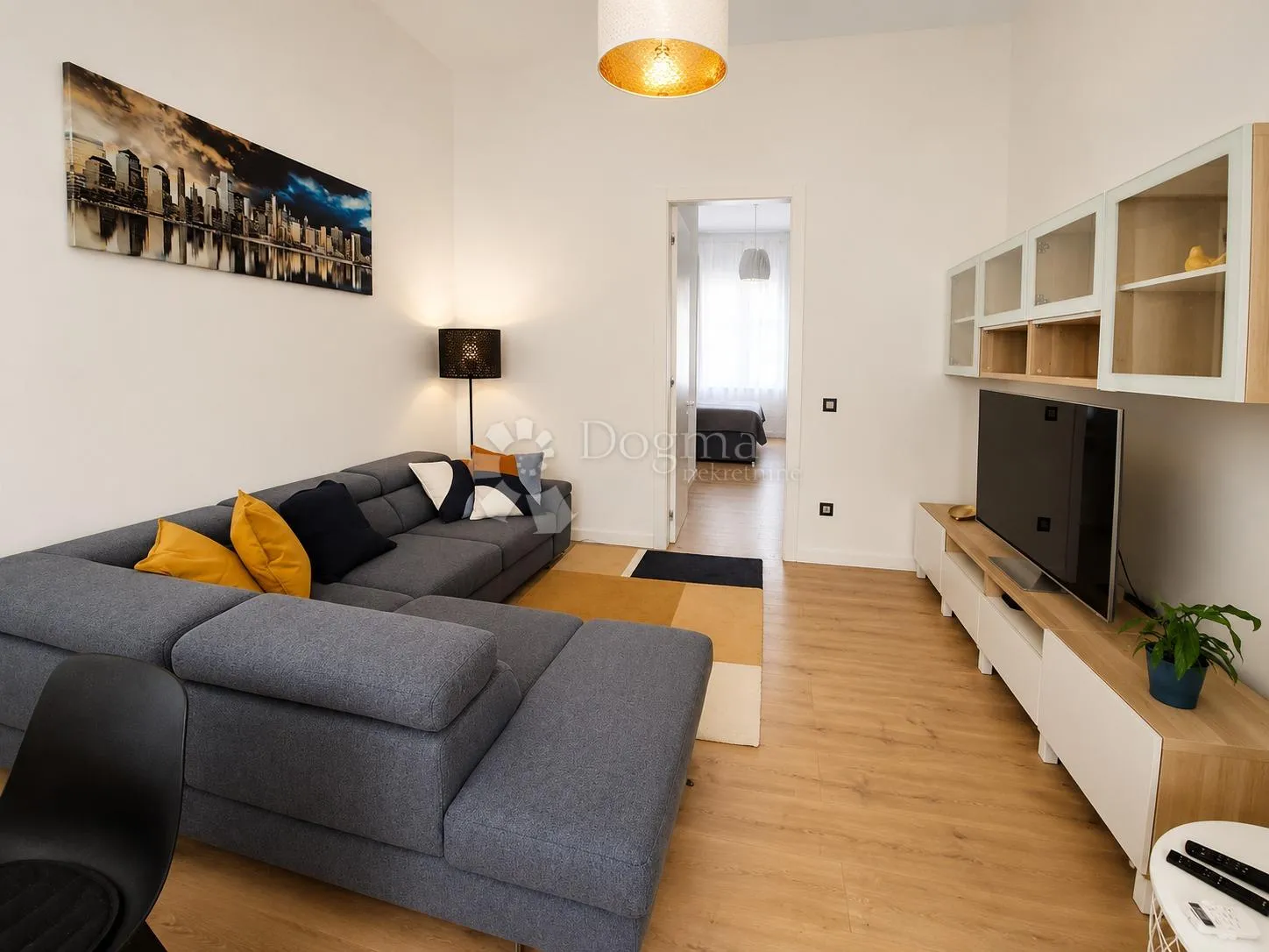 4-sobni stan palmotićeva 88m2 - slika 2