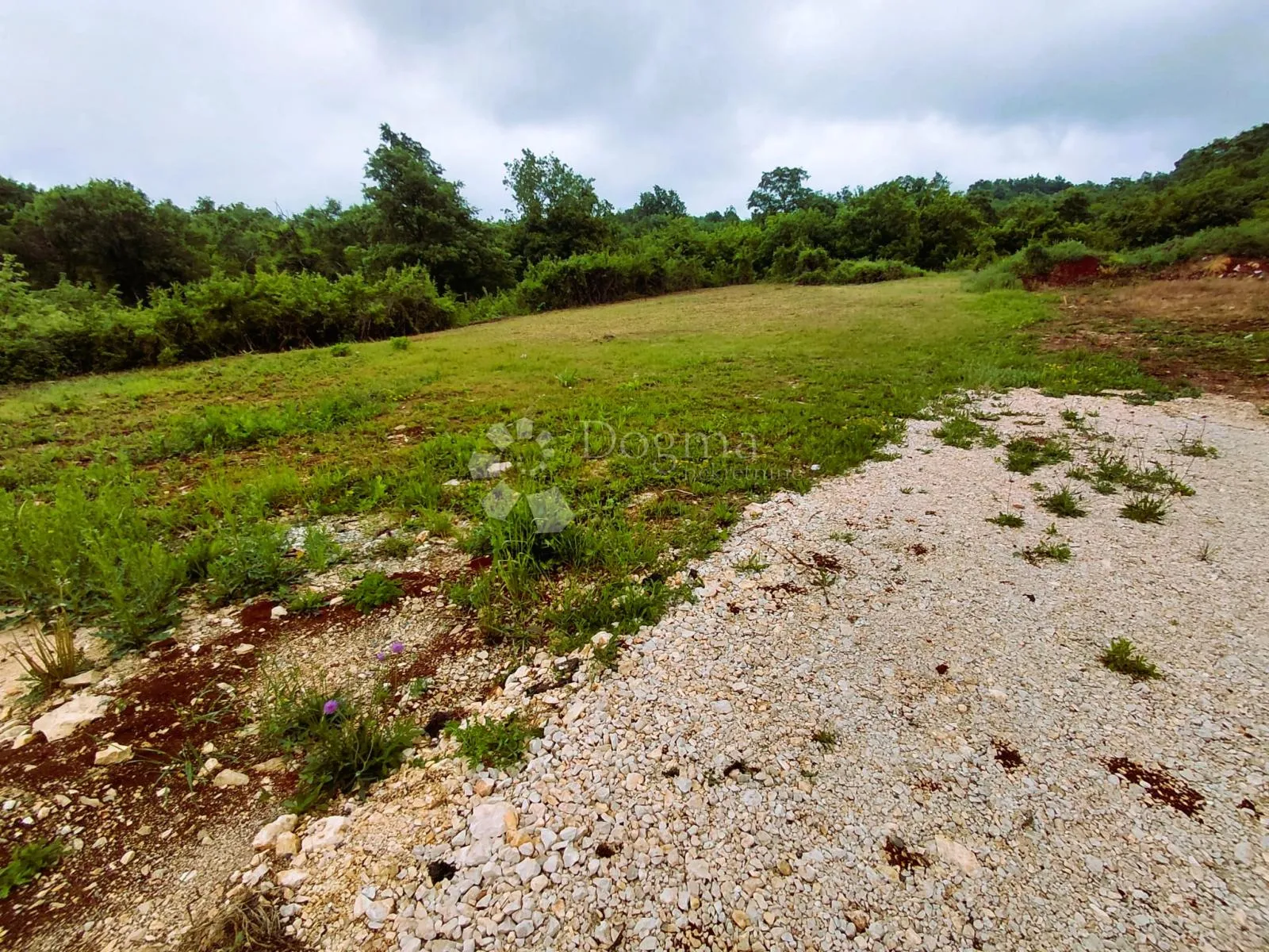 građevinsko zemljište 612 m2 - gočan barban - slika 4