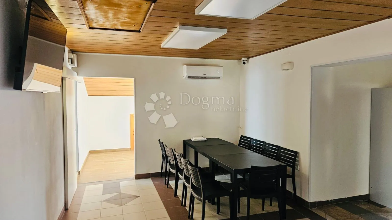 kuća za najam za 90 osoba - 90 kreveta - slika 5