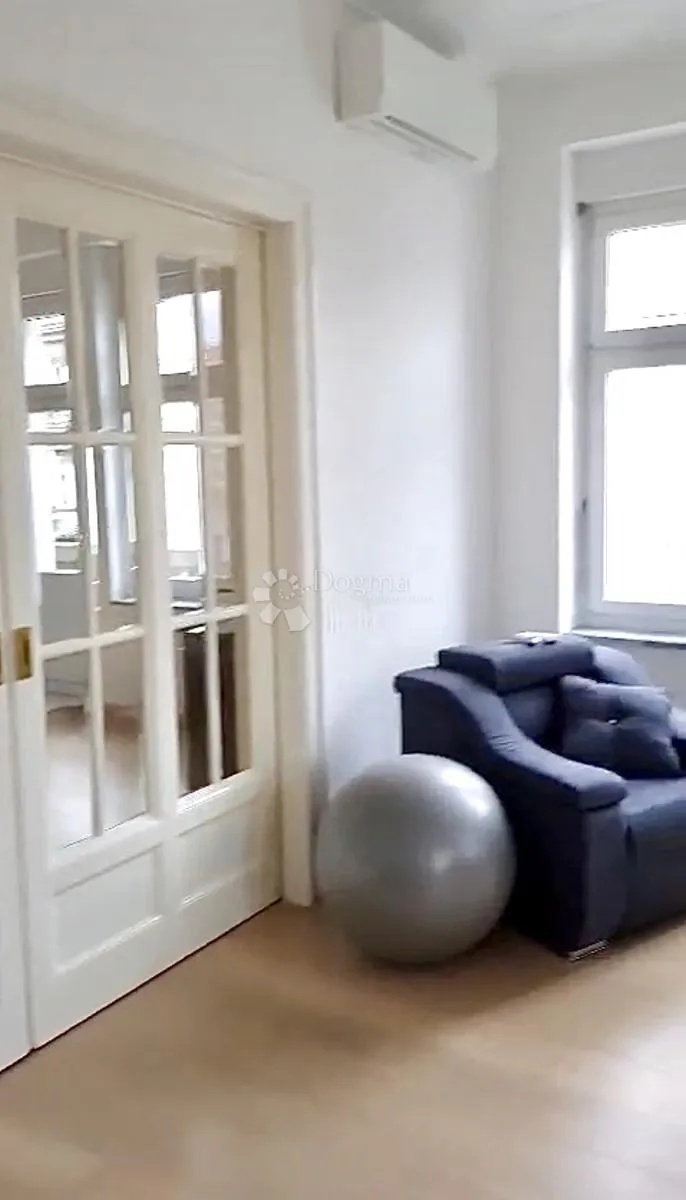 zagreb, donji grad, stan koji oduzima dah, 130 m2 - slika 5
