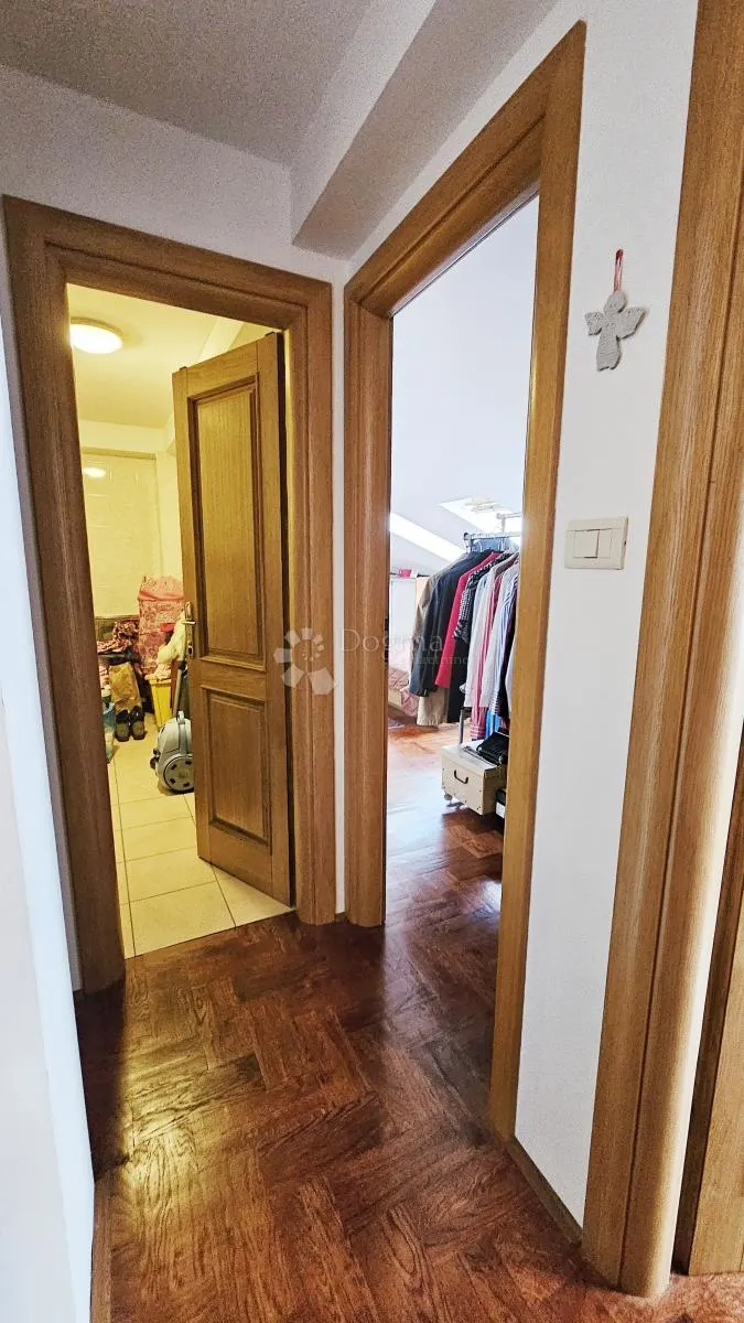 mošćenička draga - stan u novijoj zgradi - slika 17