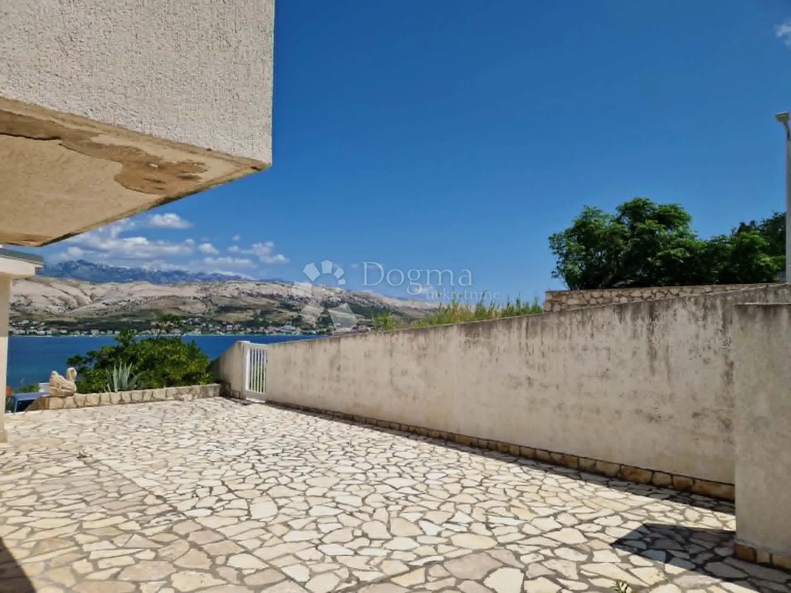 pag - kuća s 2 apartmana 282,80 m2 - 250 m od mora - slika 57