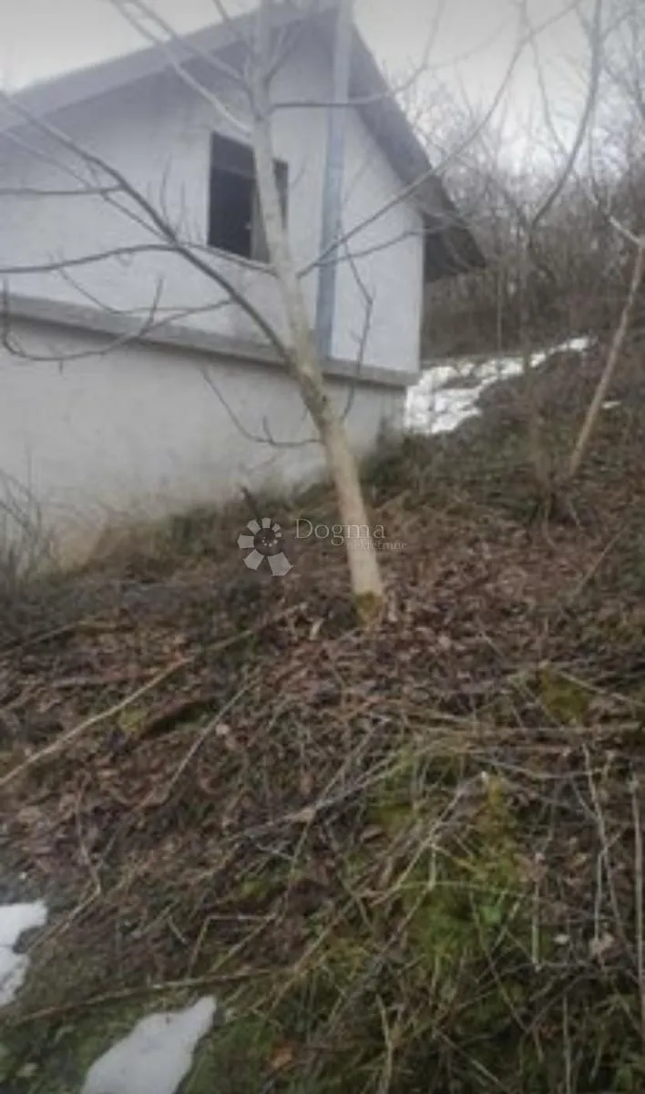 plaški-kuća za renovaciju sa zemljištem - slika 4