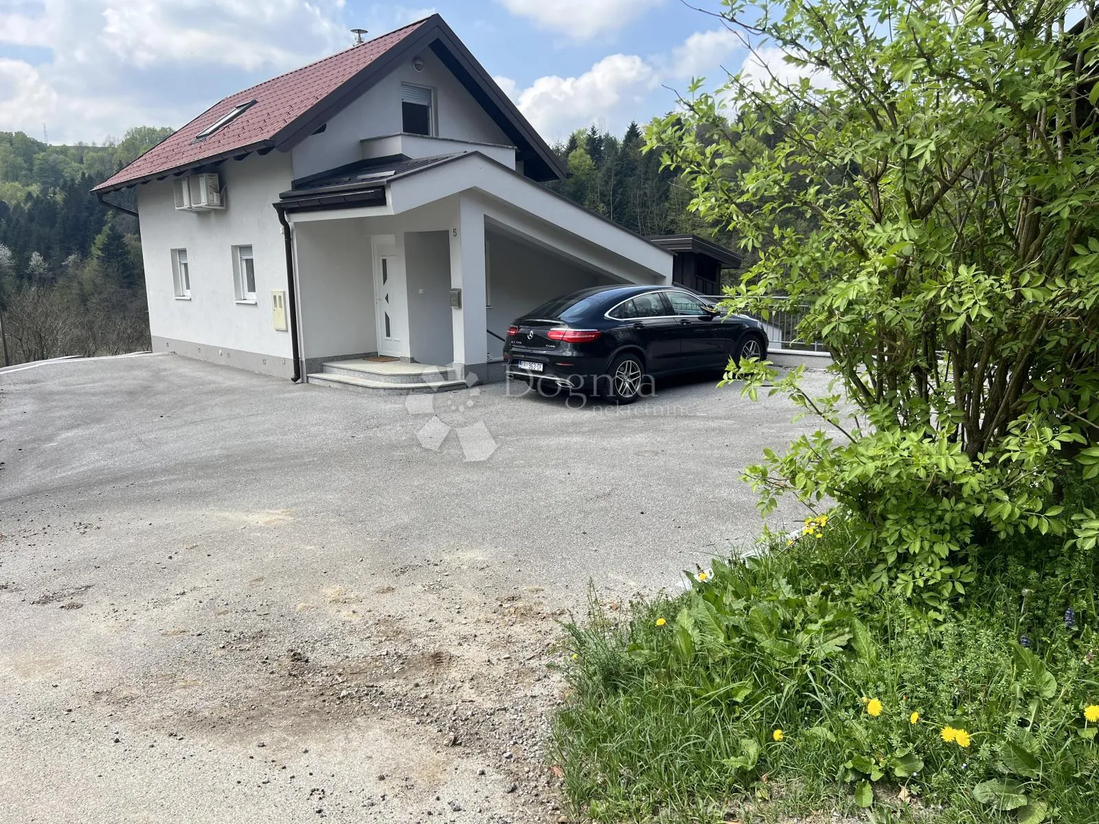 kuća s jacuzzijem i velikom terasom - idealna za odmor ili najam - slika 13